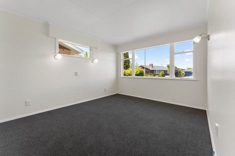 Photo of property in 14 Anglesey Place, Awapuni, Palmerston North, 4412
