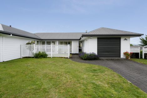 Photo of property in 73 Birch Street, Hilltop, Taupo, 3330