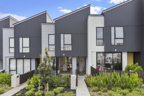 Photo of property in 18 Nugget Avenue, Hobsonville, Auckland, 0616