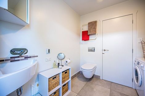 Photo of property in 9 Wharf Road, Albany, Auckland, 0632