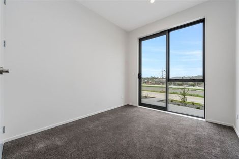 Photo of property in 25 Bronzewater Drive, Silverdale, 0932