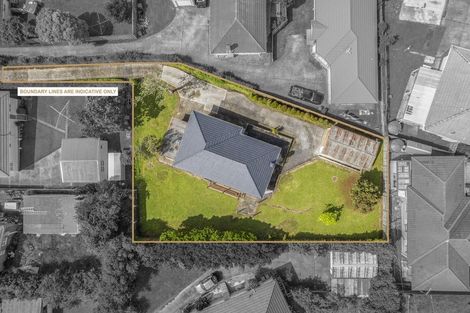 Photo of property in 25 Essex Street, Te Atatu South, Auckland, 0610