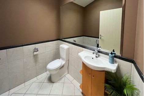 Photo of property in 10 Lismore Street, Wanaka, 9305