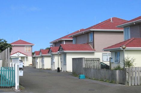 Photo of property in 127u8 Apu Crescent, Lyall Bay, Wellington, 6022