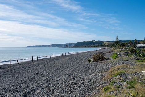 Photo of property in 225 Clifton Road, Te Awanga, 4102