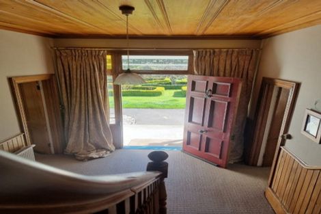 Photo of property in 74 Riverbank Road, Inch Clutha, Kaitangata, 9281