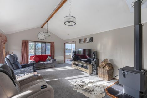 Photo of property in 34 Oban Street, Holmes Hill, Oamaru, 9401