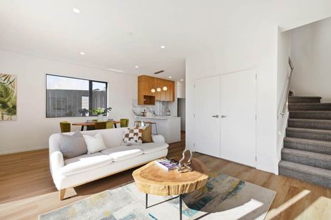 Photo of property in 5c Ainsdale Place, Manurewa, Auckland, 2102