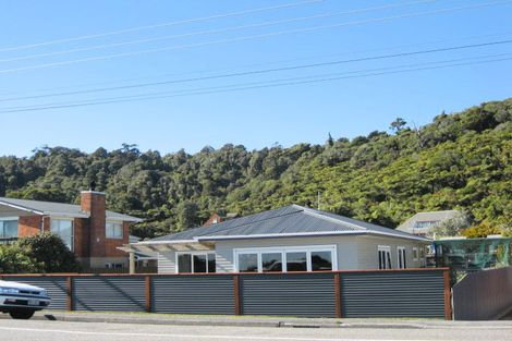 Photo of property in 187 Main South Road, Karoro, Greymouth, 7805