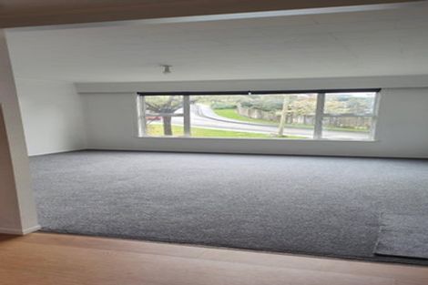 Photo of property in 40 Ruskin Road, Newlands, Wellington, 6037