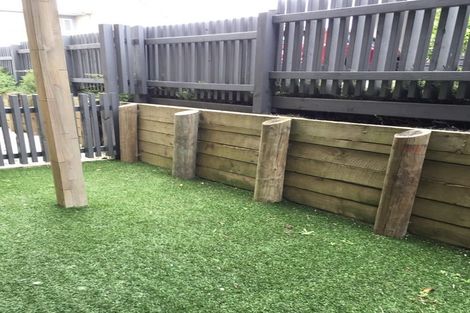 Photo of property in 4 Pheasant Lane, Hobsonville, Auckland, 0616