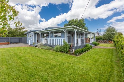 Photo of property in 50 Bibby Street, Waipawa, 4210