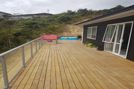 Photo of property in 208 Navigation Drive, Whitby, Porirua, 5024