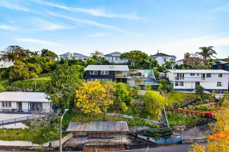 Photo of property in 17 Spencer Road, Hospital Hill, Napier, 4110