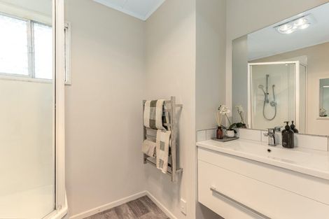 Photo of property in 40 Hamstead Street, Wainuiomata, Lower Hutt, 5014