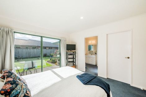 Photo of property in 71 Awatea Avenue, Paraparaumu, 5032