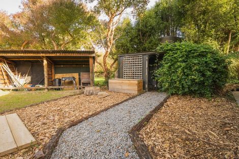 Photo of property in 72 Western Valley Road, Little River, 7591