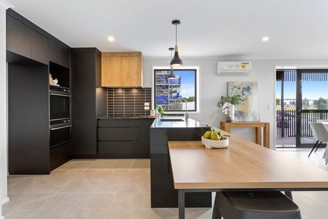 Photo of property in 2/2 Te Rito Road, Hobsonville, Auckland, 0616