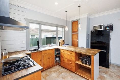 Photo of property in 99a Church Street, West End, Palmerston North, 4412