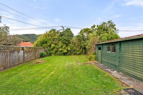 Photo of property in 18 Atiawa Crescent, Waiwhetu, Lower Hutt, 5010