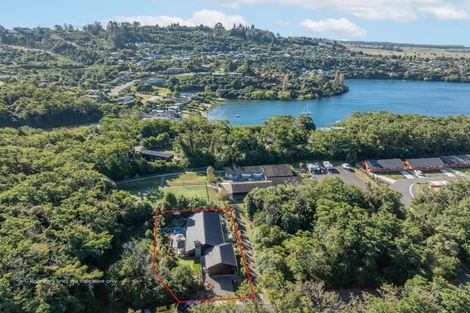 Photo of property in 68 Parawera Drive, Acacia Bay, Taupo, 3330