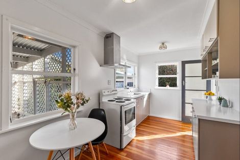 Photo of property in 37 Rugby Street, Levin, 5510