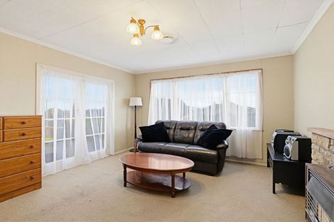 Photo of property in 90 Manuka Street, Castlecliff, Whanganui, 4501