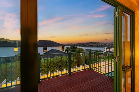 Photo of property in 19 The Masthead, Whitby, Porirua, 5024