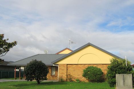 Photo of property in 17 Sunburst Court, Paraparaumu Beach, Paraparaumu, 5032