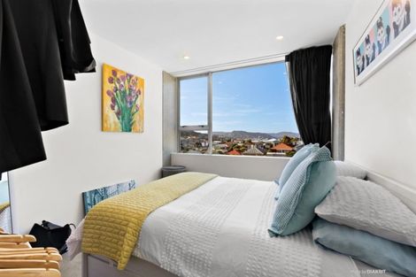Photo of property in Beresford Apartments, 19/118u Russell Terrace, Berhampore, Wellington, 6023