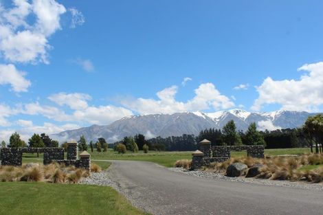 Photo of property in 240 Coleridge Road, Windwhistle, Hororata, 7572