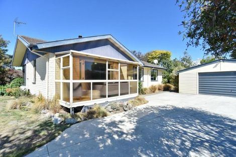 Photo of property in 40 Medina Crescent, Parklands, Christchurch, 8083