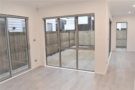 Photo of property in 32 Silvereye Road, Hobsonville, Auckland, 0616