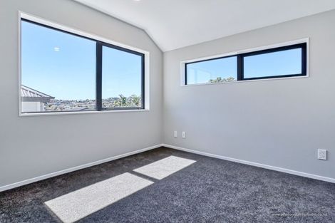 Photo of property in 49 Rosedale Road, Pinehill, Auckland, 0632