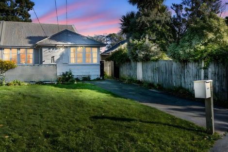Photo of property in 15 Balgay Street, Upper Riccarton, Christchurch, 8041