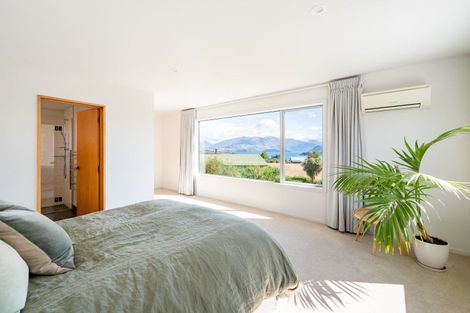 Photo of property in 37 Faulks Terrace, Wanaka, 9305