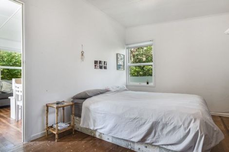 Photo of property in 8 Park Rise, Campbells Bay, Auckland, 0630