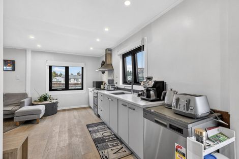 Photo of property in 15 Baberton Street, Tokoroa, 3420