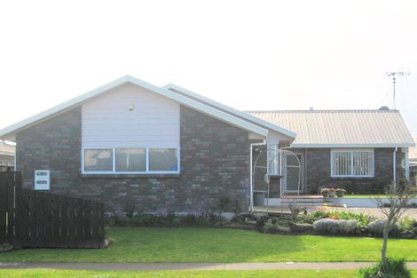 Photo of property in 35 Moreland Avenue, Pukete, Hamilton, 3200