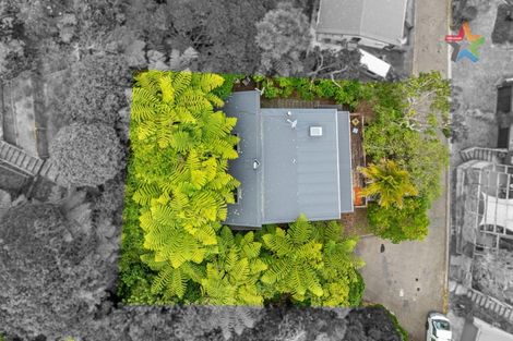 Photo of property in 6 Sarah Way, Crofton Downs, Wellington, 6035