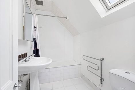 Photo of property in 226u7 The Terrace, Wellington Central, Wellington, 6011