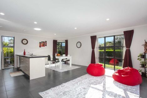 Photo of property in 9 Angus Way, Nikau Valley, Paraparaumu, 5032