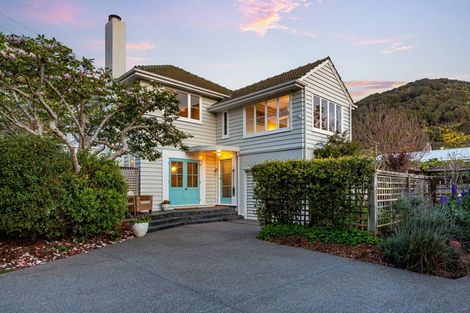 Photo of property in 9 Karamu Street, Eastbourne, Lower Hutt, 5013