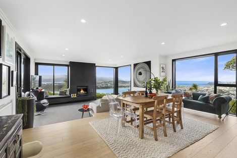 Photo of property in 14 Alexandra Road, Roseneath, Wellington, 6021