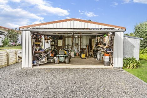 Photo of property in 11 Herbert Drive, Whangamata, 3620