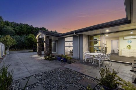 Photo of property in 162 Lakes Boulevard, Pyes Pa, Tauranga, 3112