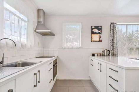 Photo of property in 50 Addington Avenue, Manurewa, Auckland, 2102