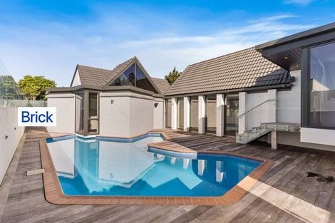 Photo of property in 40 Takutai Avenue, Bucklands Beach, Auckland, 2012