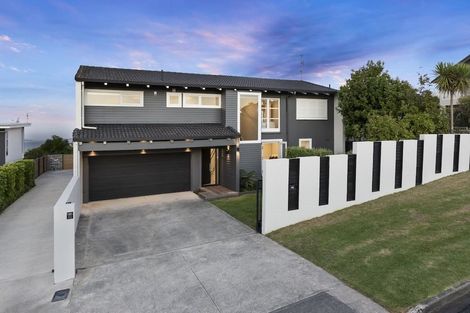 Photo of property in 131 Churchill Road, Rothesay Bay, Auckland, 0630