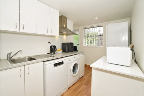 Photo of property in 30 Barrie Crescent, Silverdale, Hamilton, 3216